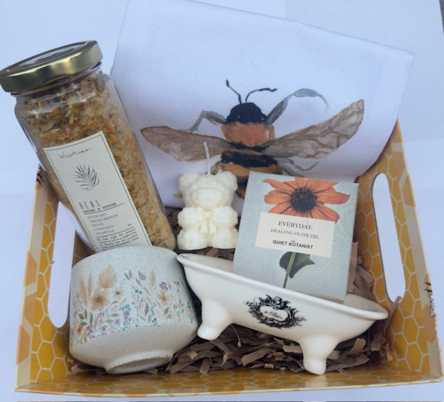 Buzzing Around Gift Set